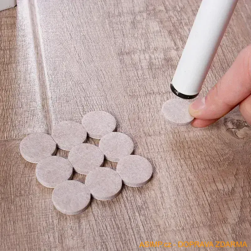 Ochranné podložky na nohy židle (32 ks, hnědá, čtvercové, 3,5 x 3,5 cm) / A-002027 / DOPRAVA ZDARMA