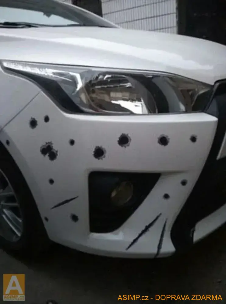 Samolepka na auto - Díry po kulkách & škrábance (4) / A-000883 / DOPRAVA ZDARMA